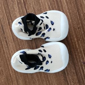 2 Tint Feet Leapord Shoes